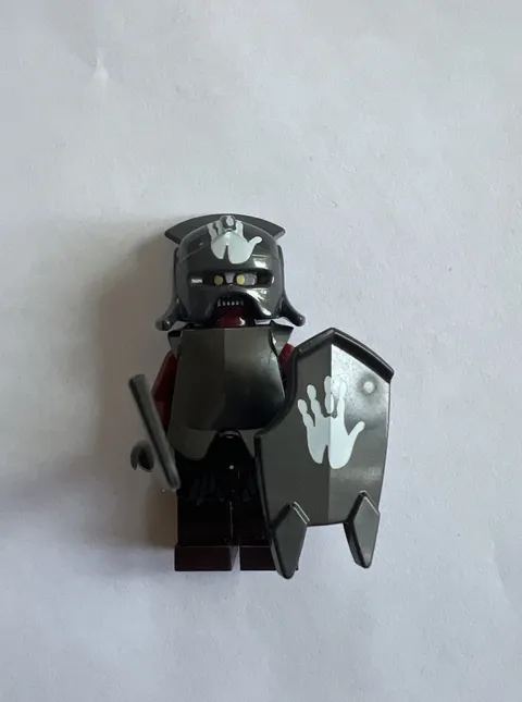 LEGO Lotr Uruk-hai With White Hand Helmet And Shield lor022