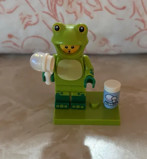 Lego Frog Mini Figure From Series 28