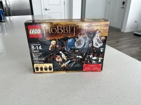 NEW LEGO 79001 Hobbit Escape from Mirkwood Spiders - (New Sealed In Box)