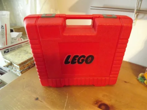 Vintage 1985 Red Lego Building Block Brick Storage Travel Hard Carry Case 15x13"