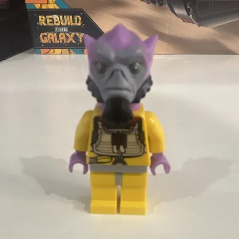 LEGO Star Wars Rebels Zeb Orrelios Minifigure sw0575 75053 (Not The right body)