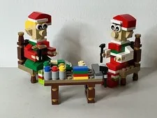 LEGO 40223 Little Elf Helpers [PRE-BUILT]