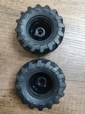 LEGO Lot of 2 Black Tires 56x26 Black Rims Chevron Z22