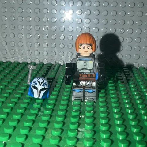 LEGO Star Wars Bo-Katan Kryze Minifigure sw1163 Complete w/ Helmet