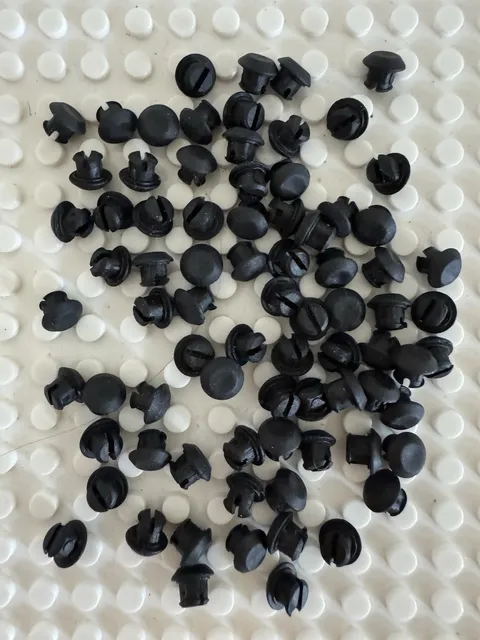 75+  LEGO Technic Rubber Link Tread Attachment Lot- BLACK-#24375