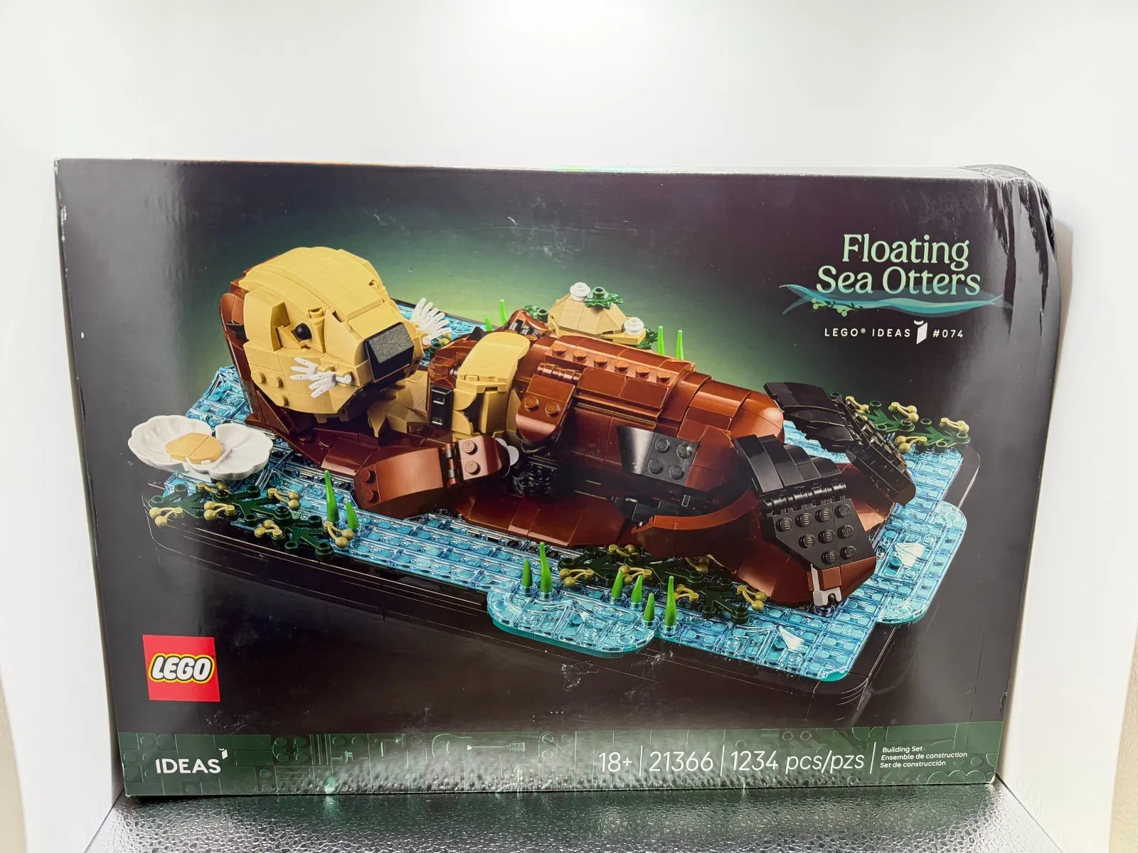 NEW SEALED Lego Ideas Floating Sea Otters Set 21366