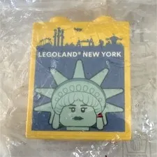 LEGO LEGOLAND New York Printed Brick Polybag 1-Piece Age 1½+ (2018)