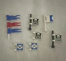 Lot of 9 Vintage LEGO Flags Skull Crossbones Imperial Redcoat Blue