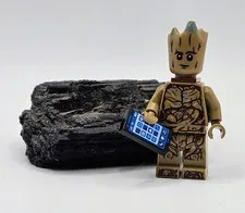 LEGO Super Heroes Teen Groot w/phone 76231 (sh0836) Minifig Minifigure