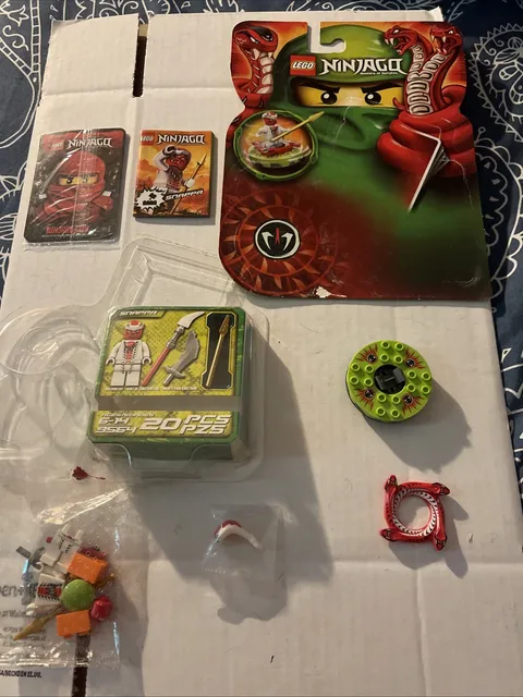 LEGO 9564 NINJAGO Spinners,Snappa Set,Complete- front blister loose
