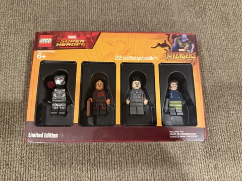 LEGO 5005256 Bricktober Marvel Super Heroes Minifigure Collection. NEW/SEALED