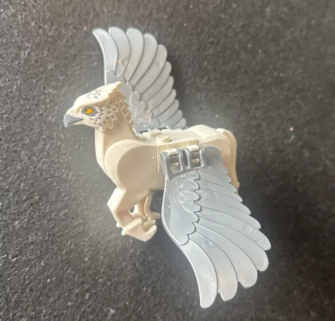 LEGO Buckbeak Hippogriff Harry Potter Minifigure Animal Figure 