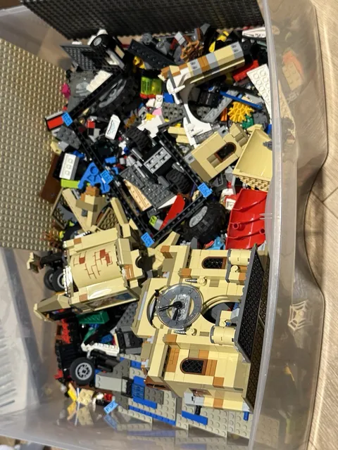 LEGO  9 LBS LEGO! Harry Potter Hogwarts Clock Tower Lot Incomplete Vehicles