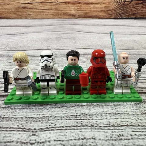 Lego Star Wars Christmas 6pc Mini Figure Bundle Lot Storm Trooper Luke Skywalker