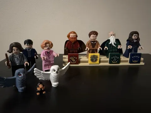 LEGO Harry Potter Minifigure Lot Including Hogwarts Founder Minifigs 71043