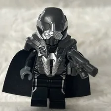 LEGO General Zod Minifigure Fig W Cape 76003 76009 DC Superman Battle Smallville