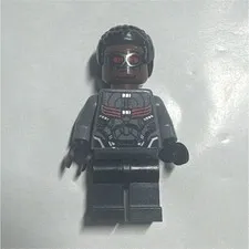 LEGO Avengers Falcon Minifigure sh0503 from set  76104-1