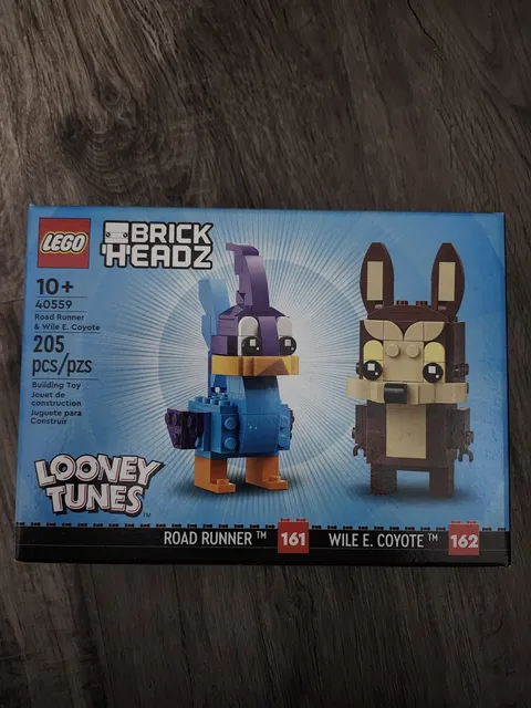 LEGO MINIFIGURES: Road Runner & Wile E. Coyote (40559)
