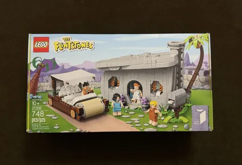 LEGO Ideas The Flintstones 21316 Bedrock Retired NEW