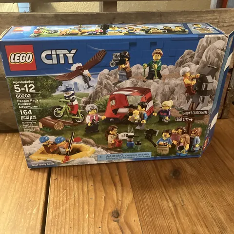LEGO CITY: People Pack - Outdoor Adventures (60202) Complete w/Box and Manuals