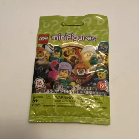 LEGO Minifigures Series 19 71025 Mystery Bag Sealed Foil Pack 1pc