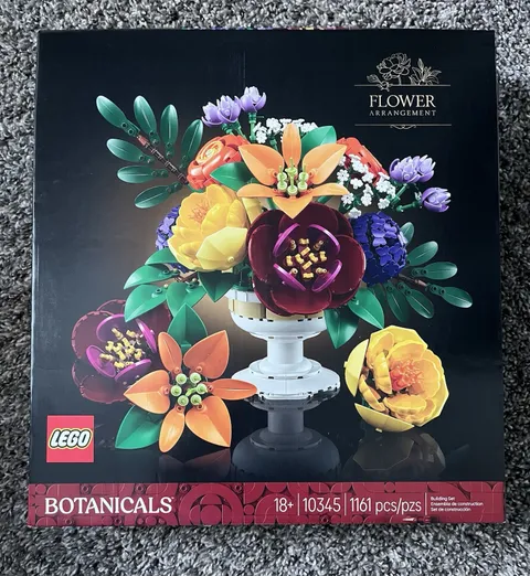 LEGO Botanicals: Flower Arrangement 10345 NIB