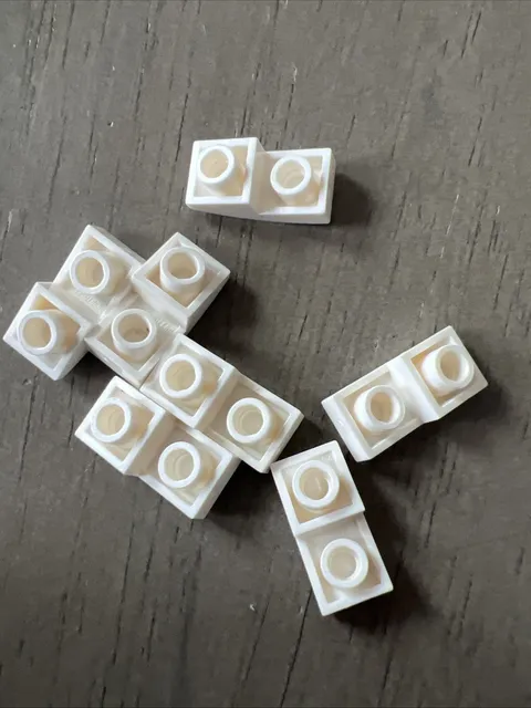 LEGO 24201 White Slope, Curved 2 x 1 x 2/3 Inverted 7 Pieces