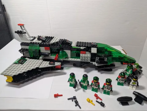 Lego 6984 Space Police II Galactic Mediator & 4 extra space police NOT Complete