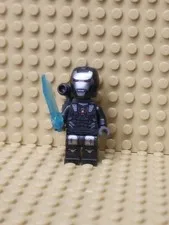 LEGO Marvel Iron Man #sh0819 - War Machine - Light Scratches/No Cracks