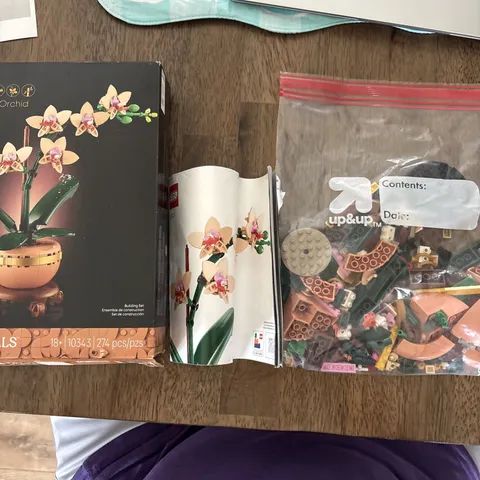 Lego Botanical Set 10343 Mini Orchid Complete
