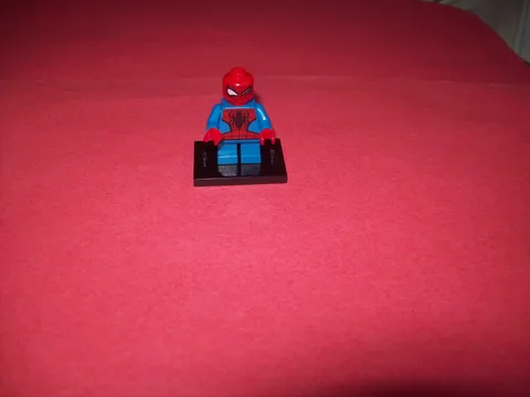 LEGO SUPER HEROES SET # 76071  SPIDER-MAN  MINIFIGURE SHORT LEGS,WINKING