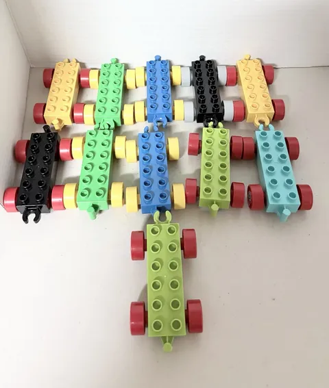 Lego Duplo Car Base With Wheels  Open Hitch Lot 9