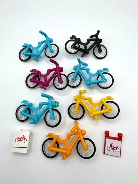 LEGO lot of 7 bicycles Two wheeler bike city town  minifig accessories signs