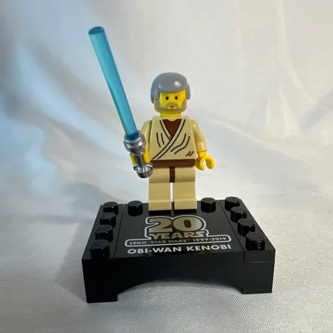 LEGO Star Wars 20th Anniversary Obi-Wan Kenobi Minifigure w/ Lightsaber + Stand
