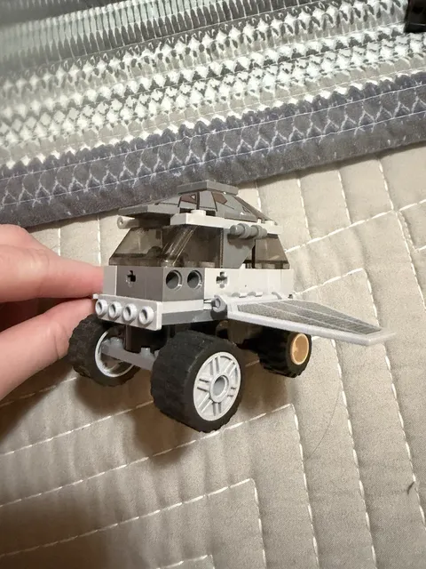 LEGO Vehicle Build Gray Black & White Car with Fold-Out Wings and Wheels