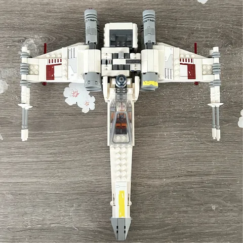 LEGO Star Wars Luke Skywalkers X-Wing Fighter 75301 99% Complete w/ Luke & R2D2