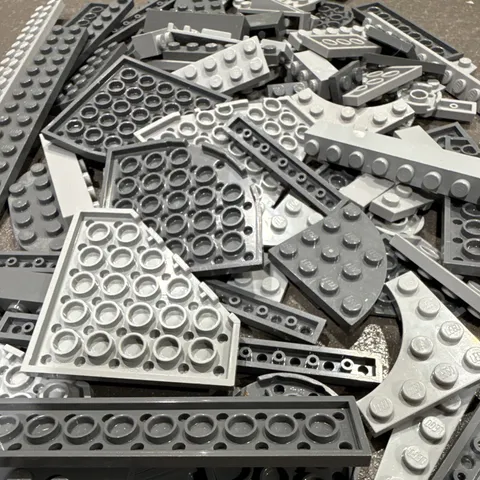 LEGO 100+pcs Assorted Bricks & Plates, Bluish & Light Gray. MOC’s Star Wars!