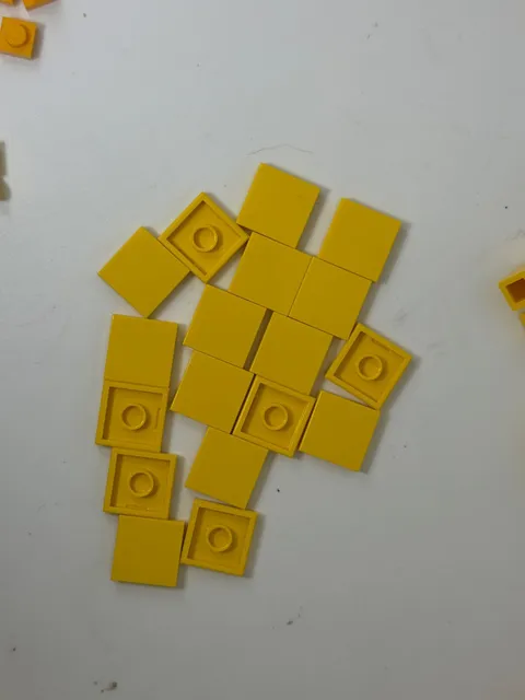 LEGO NEW Yellow Tile 2x2 Lot Part 3068 - Genuine LEGO Pieces 18 pieces