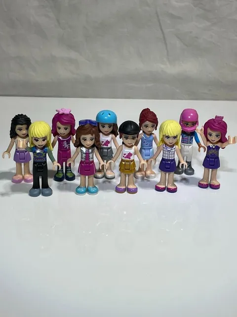 Lego Huge Lot 10 Friends Minifigure Used Good Condition E118