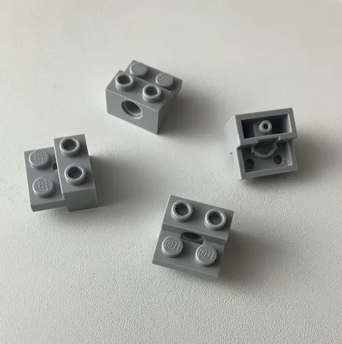 LEGO 4x NEW Technic Brick 1x2 Modified w/ Hole & Plate LIGHT BLUISH GREY #73109