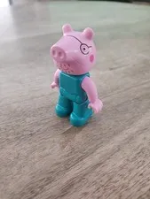 Lego Duplo Figure Daddy Pig - (Peppa Pig - 10431) pink w/ aqua outfit FREE SHIP