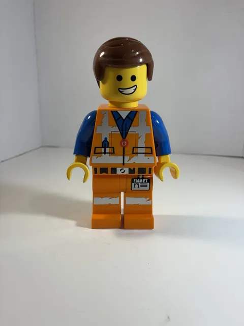 Emmet LEGO Movie 2 Giant Flashlight. WORKS 9" Tall