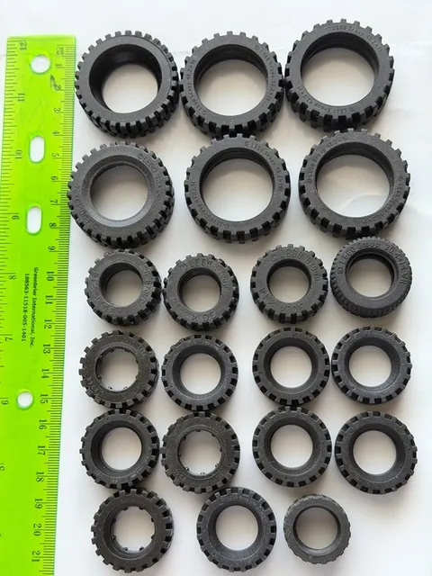 Lego 1/4 Lb (4 oz) Bulk Lot 21 Tires for Car/Truck/TECHNIC V3