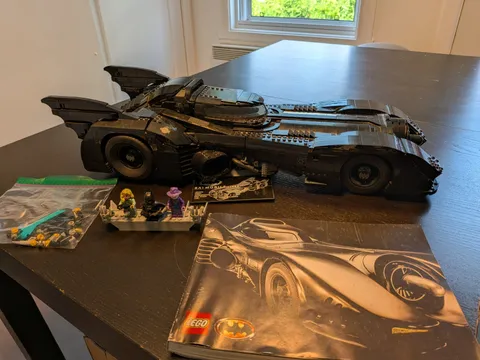 LEGO 76139 DC 1989 Batmobile Complete 99% No Box w/ Manual & Minifigures