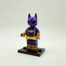 LEGO Batman Movie CMF Series 2 - Vacation Batgirl (coltlbm2-9) Retired Minifig