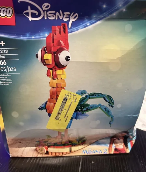 LEGO Disney 43272 Heihei Moana 2 Building Set 566 pcs