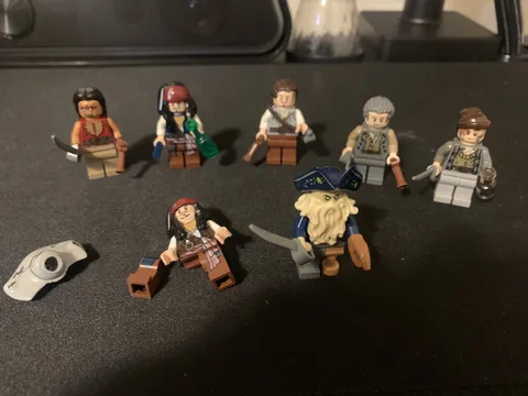 Lego Davy Jones 4184 & more Pirates of the Caribbean Minifigures - Authentic 