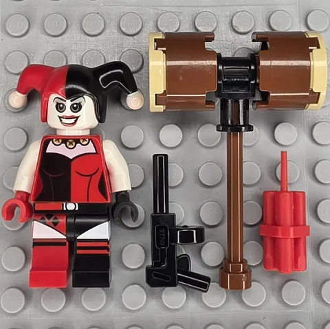 Lego DC Super Heroes Minifigure SH0199 Harley Quinn