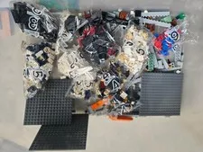 PARTIAL LEGO CHESS SET 40174 MANY BAGS SEALED