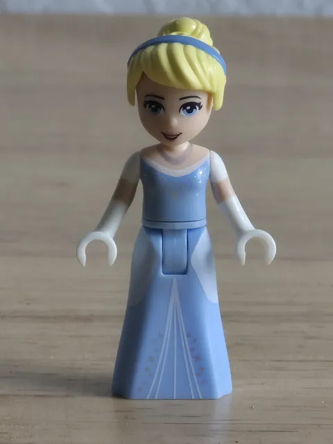 LEGO Disney Princess Minifigure Cinderella (Genuine)